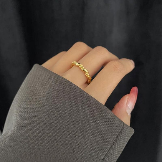 Twist Cord Braiding Ring  Women’s Minimalist Japanese & Korean Style Jewelry