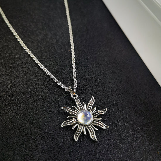 Women’s Pendant Necklace  Retro Ethnic Style Jewelry Accessory